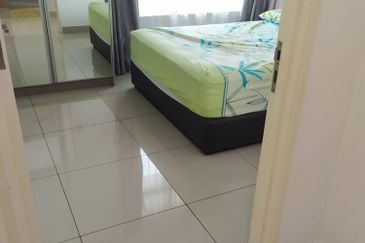 La Thea Residences @ 16 Sierra