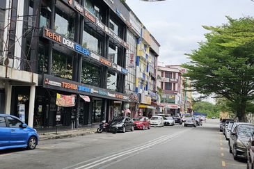 Taman Sungai Besi Indah