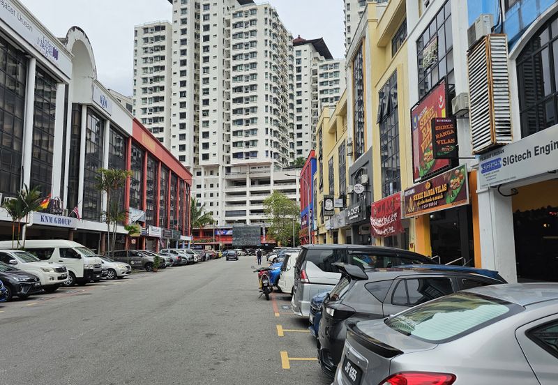 Taman Sungai Besi Indah