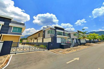 Kawasan Perindustrian Hi Tech 7