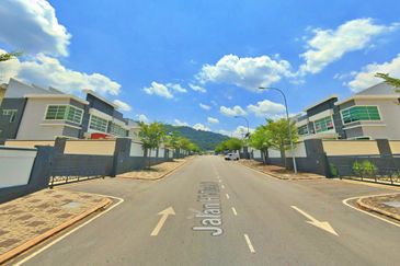 Kawasan Perindustrian Hi Tech 7