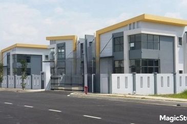 Lekas 32 Industrial Park