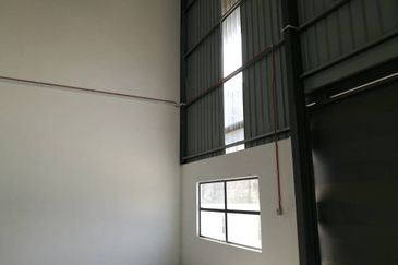 Lekas 32 Industrial Park