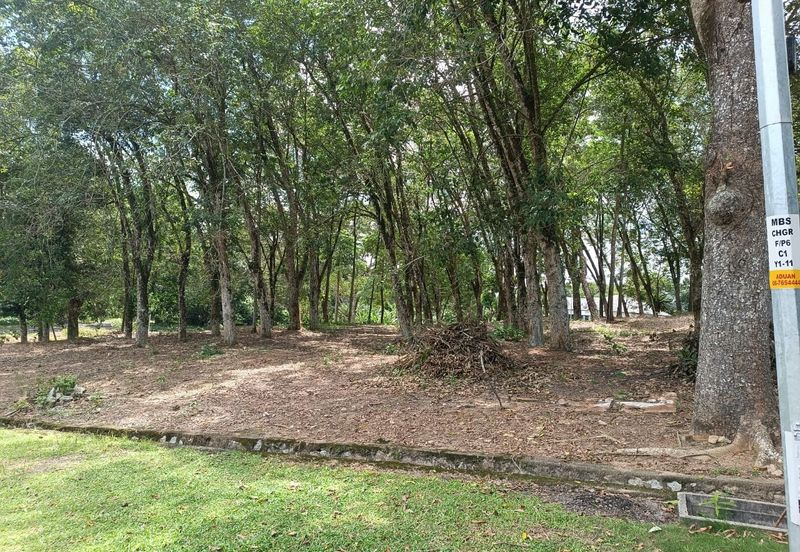 College Heights Garden Resort