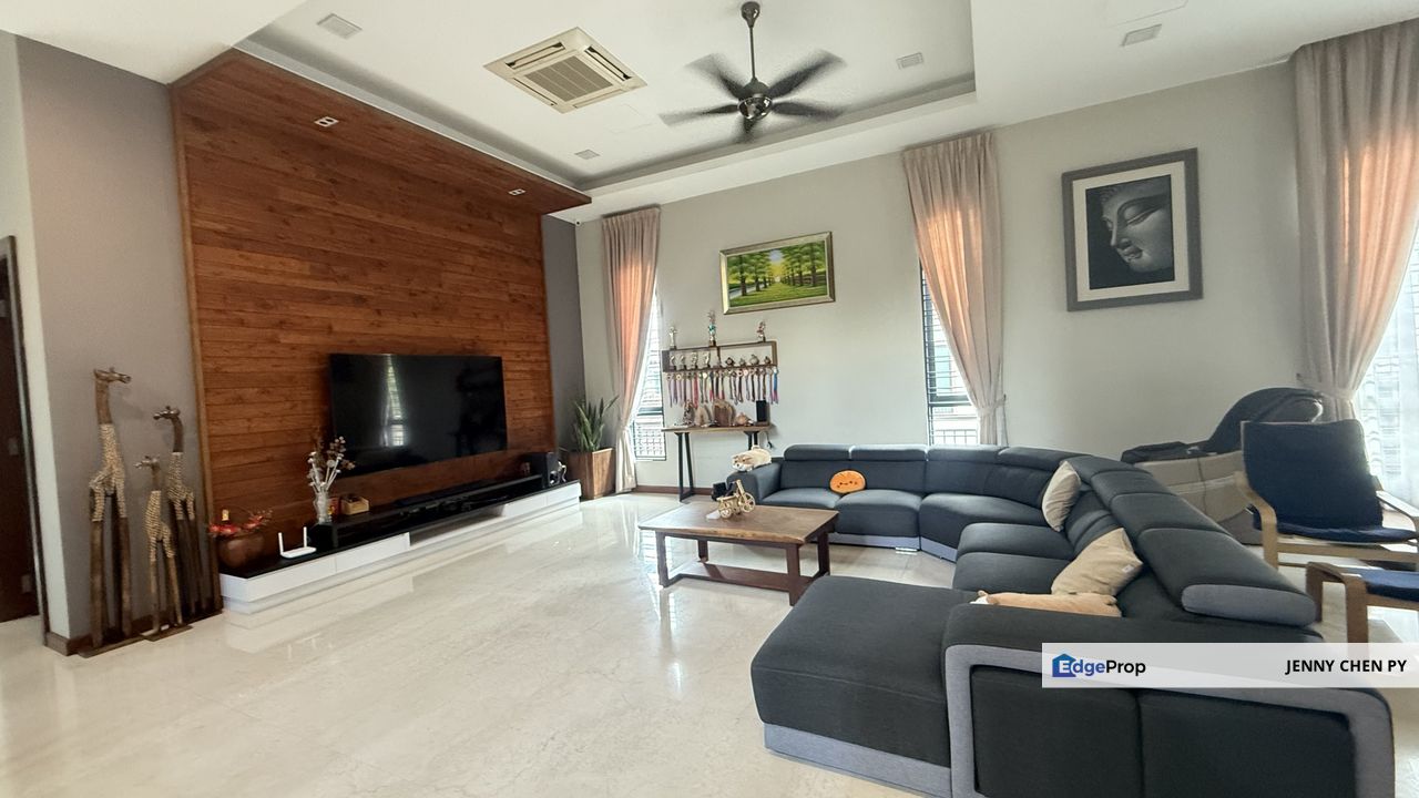 3.5 storey bunglaow @ Taman Equine Seri Kembangan For Sale, Selangor, Seri Kembangan