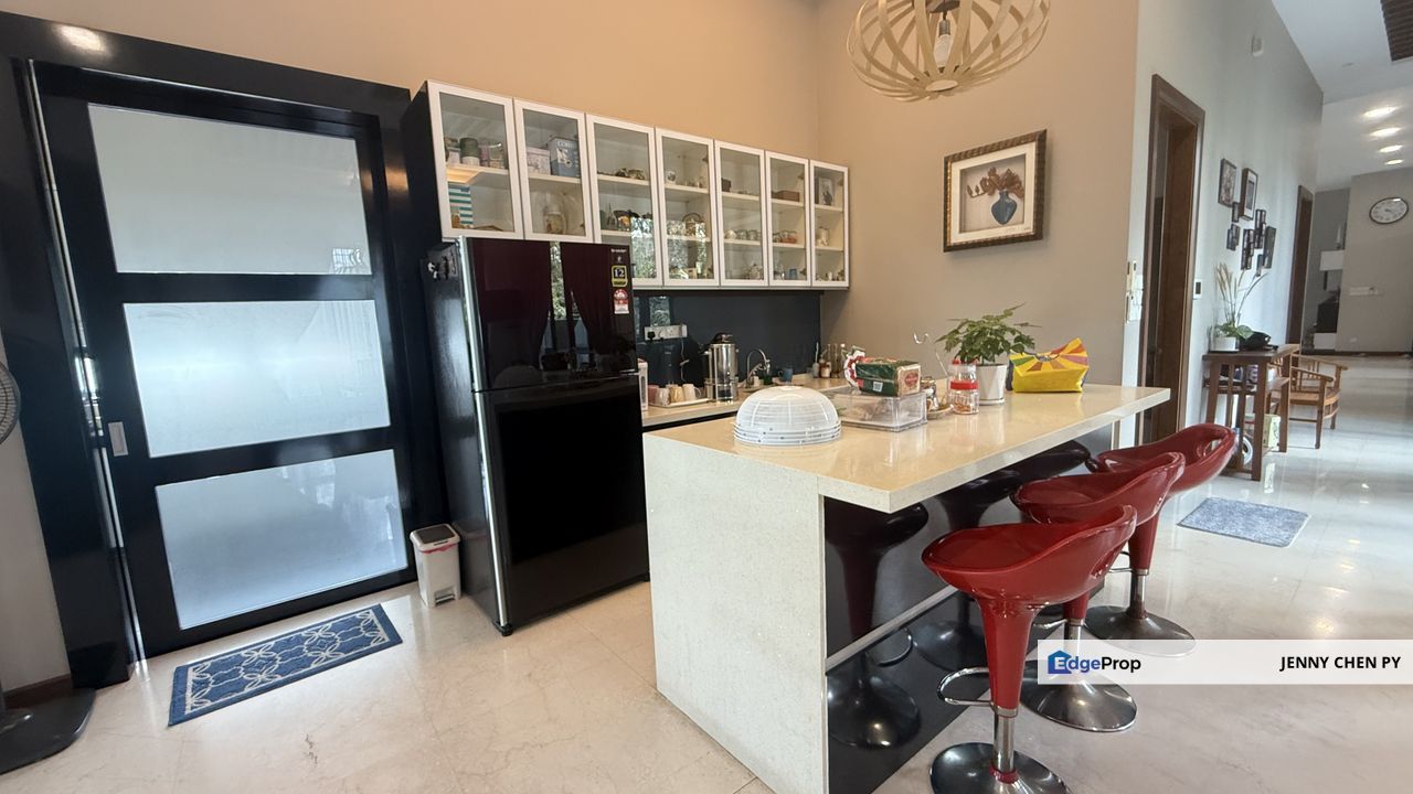 3.5 storey bunglaow @ Taman Equine Seri Kembangan For Sale, Selangor, Seri Kembangan