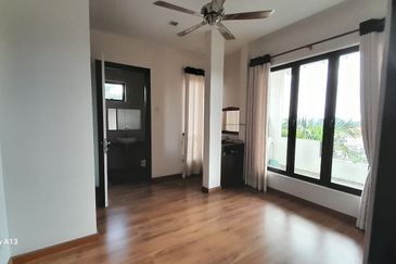 Impian Golf & Country Club