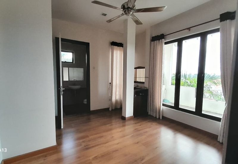 Impian Golf & Country Club