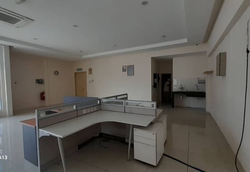 Kawasan Perindustrian Hi Tech 7