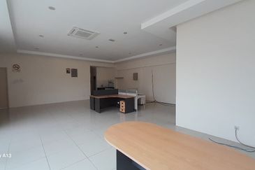 Kawasan Perindustrian Hi Tech 7