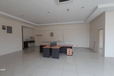 Kawasan Perindustrian Hi Tech 7