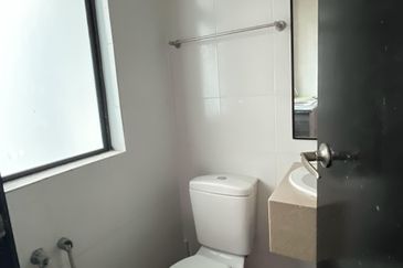 Bandar Tun Hussein Onn