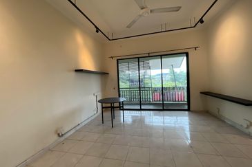 Bandar Tun Hussein Onn