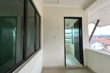 Bandar Tun Hussein Onn