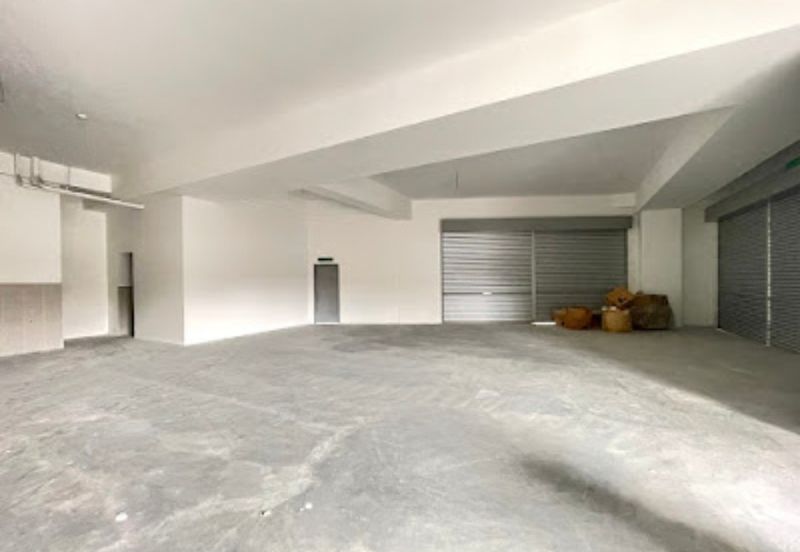 Netizen Upper Shop Unit For Rent 