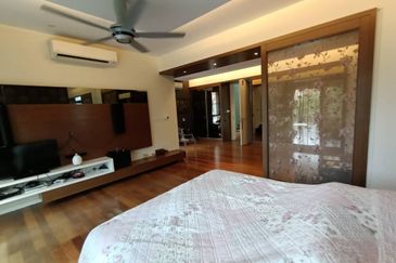 Villa 33, Bukit Manda'rina