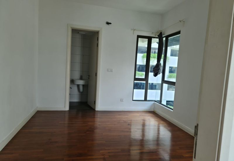 Villa 33, Bukit Manda'rina