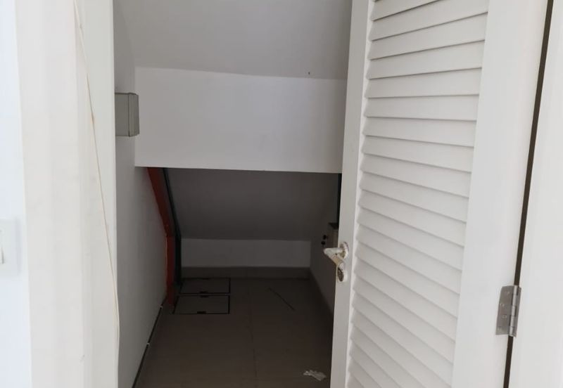 Villa 33, Bukit Manda'rina