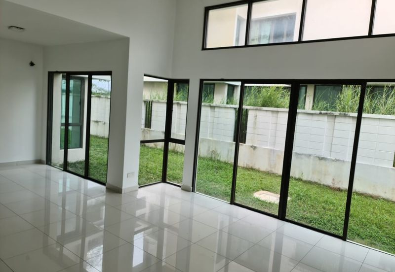 Villa 33, Bukit Manda'rina