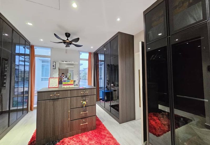 Bandar Tun Hussein Onn