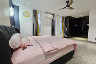 Bandar Tun Hussein Onn