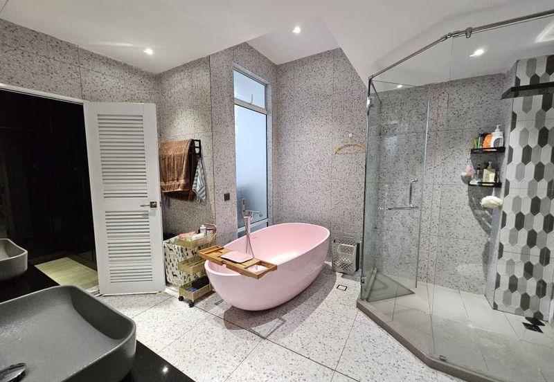 Bandar Tun Hussein Onn