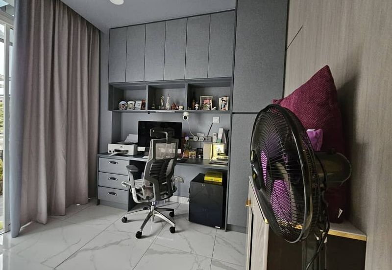 Bandar Tun Hussein Onn