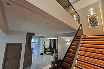 Bandar Tun Hussein Onn