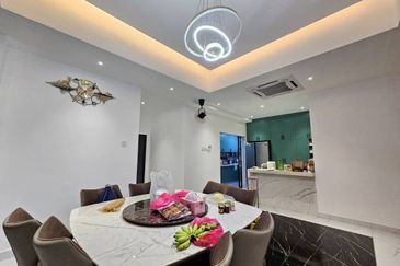 Bandar Tun Hussein Onn