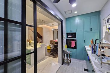 Bandar Tun Hussein Onn