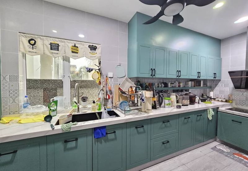 Bandar Tun Hussein Onn