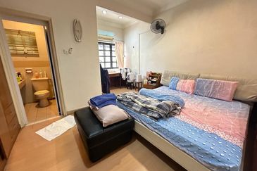 Semi D Corner House Sungai Long For Sale