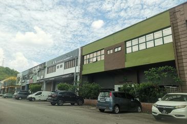 Kawasan Perindustrian Desa Serdang