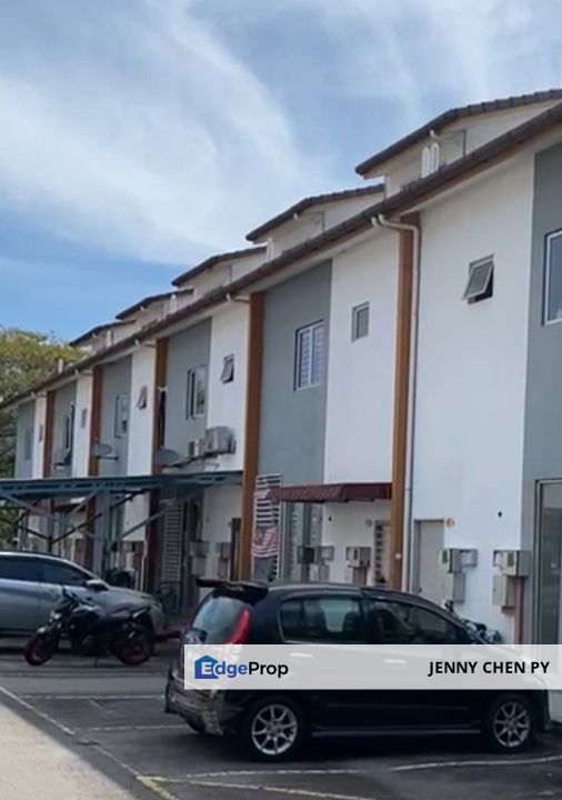 Ground Floor Town House @ Taman Sunville Sungai Long For Sale, Selangor, Kajang
