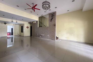 2.5 storey Superlink House @ Bandar Puteri Puchong For Sale