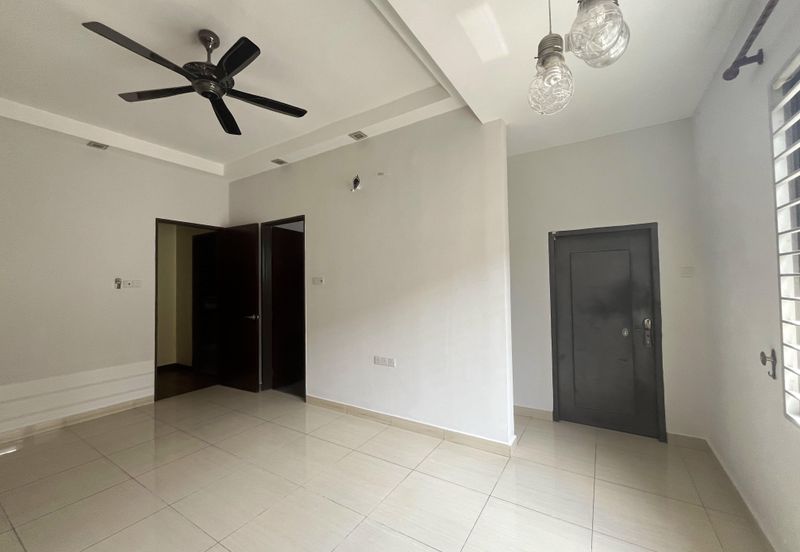 2.5 storey Superlink House @ Bandar Puteri Puchong For Sale