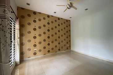 2.5 storey Superlink House @ Bandar Puteri Puchong For Sale