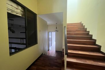 2.5 storey Superlink House @ Bandar Puteri Puchong For Sale