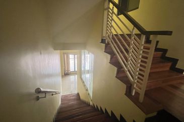 2.5 storey Superlink House @ Bandar Puteri Puchong For Sale