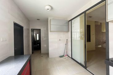 2.5 storey Superlink House @ Bandar Puteri Puchong For Sale