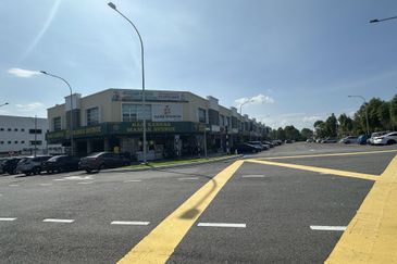 Cheap 2 Storey Shop Lot @ Kajang East Avenue For Rent