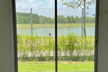 Casa Bluebell @ Cybersouth