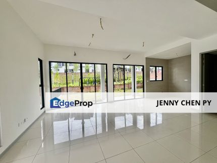 Limited 2.5 Storey Cluster Semi D  @ Bromelia Bukit Puchong For Sale, Selangor, Puchong