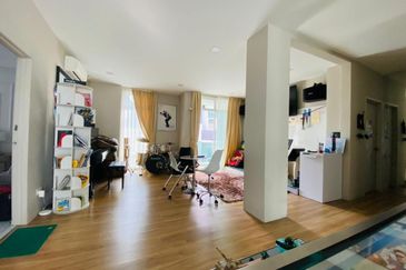 Bandar Tun Hussein Onn