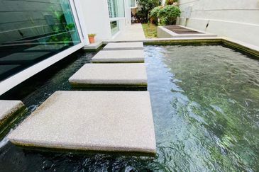 Bandar Tun Hussein Onn