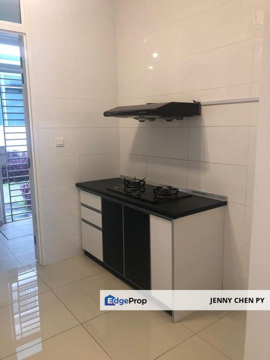 Cheap and Nice 2 STorey Terrace House Merrydale @Eco Majestic Semenyih For Sale , Selangor, Semenyih