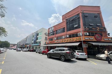 Jalan Kenari, Bandar Puchong Jaya