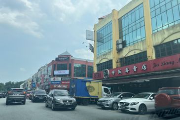 Jalan Kenari, Bandar Puchong Jaya