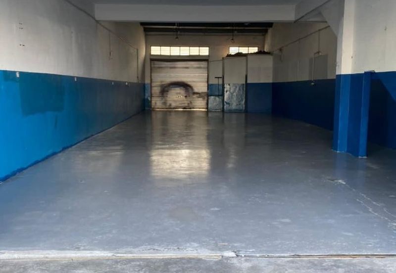 Kosmopleks, Bandar Baru Salak Tinggi