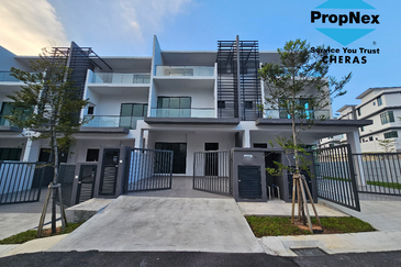 Orchid Hills (Residensi Bukit Orkid) @ 9 Miles